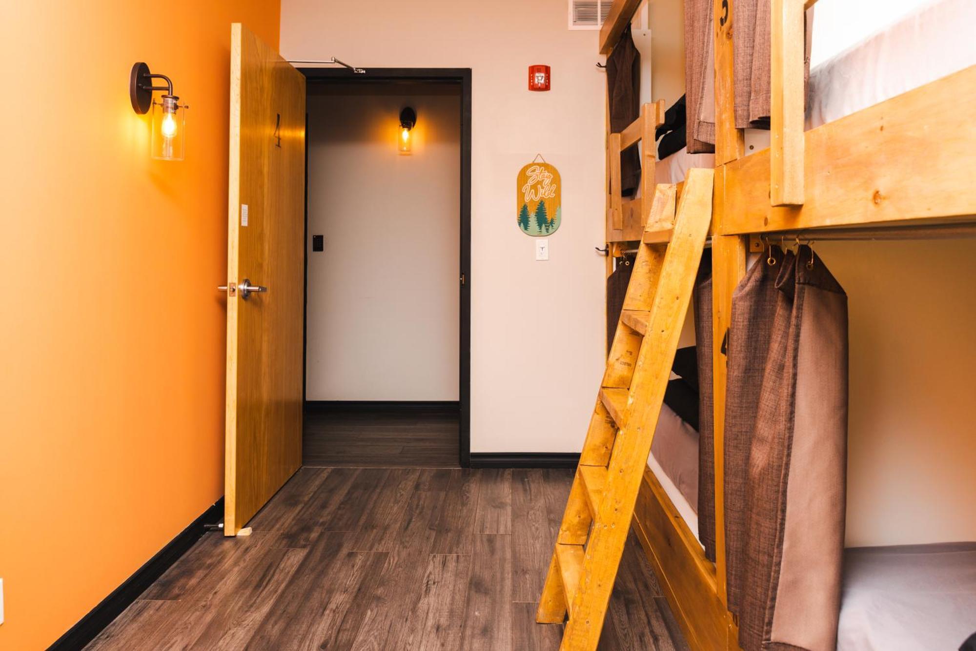 The Haven Hostel Thunder Bay Exterior foto